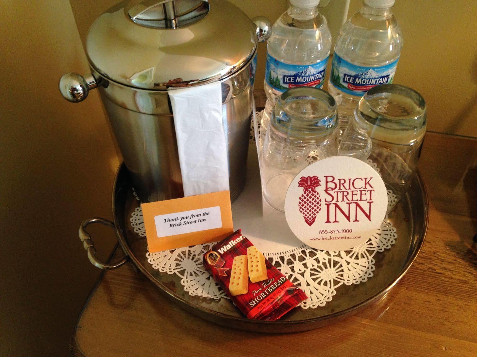 Brick Street Inn Zionsville Eksteriør bilde
